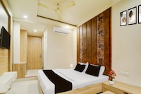 Super Collection O Bairagarh Railway Station Formerly Hotel OM Palace