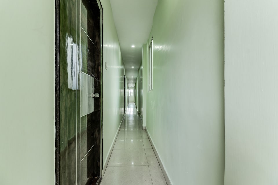 OYO 82567 Hotel Swagath Grand, Nad Visakhapatnam, Visakhapatnam