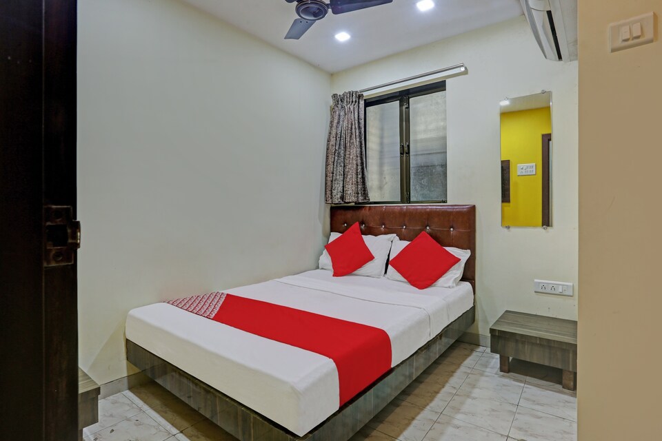 Live on MUM2751, Mumbai Chembur-Kurla-Ghatkopar, Mumbai
