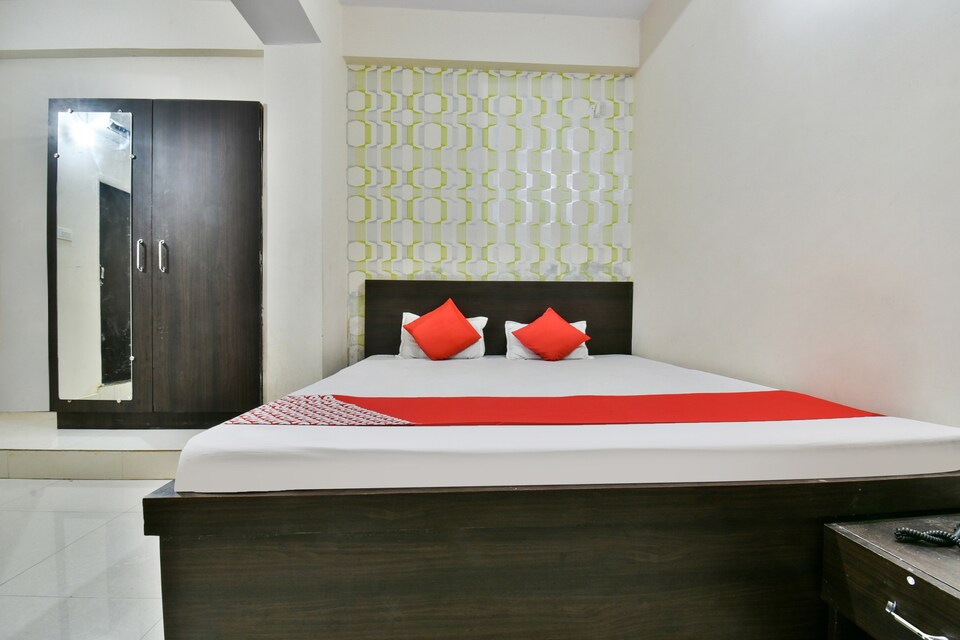 OYO 82595 Sai Banquet Hall & Guest House, Bailey Road, Patna