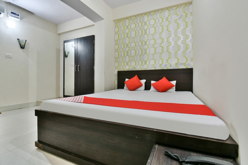 OYO 82595 Sai Banquet Hall & Guest House, Bailey Road, Patna