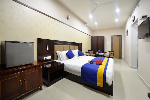OYO Hotel Sitara Grand