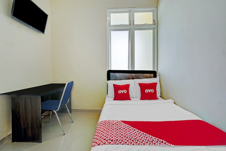 OYO 90610 De Living Syariah, Malang Kota, Malang