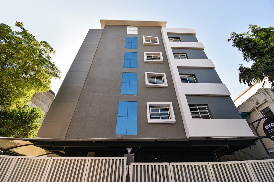 OYO Townhouse 498 Hotel Western, Bus Stand Nagpur, Nagpur