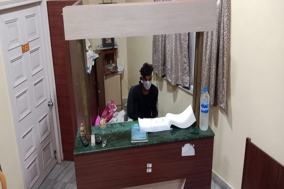 SPOT ON 82649 Ganapati Guest House, Cluster North 24 Parganas, Kolkata