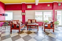 Collection O 90617 Rumah Oma Opa Syariah