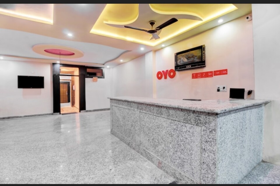 POP Hotel Anmol Palace, Corporate Complex, Agra