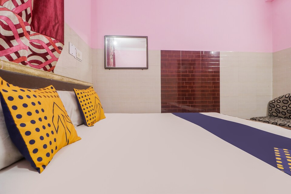 OYO 82653 Hotel Devbhoomi, Har Ki Pauri Haridwar, Haridwar