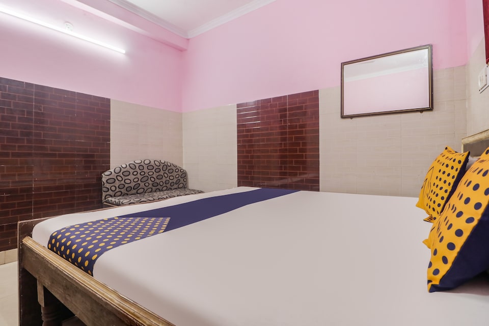 OYO 82653 Hotel Devbhoomi, Har Ki Pauri Haridwar, Haridwar