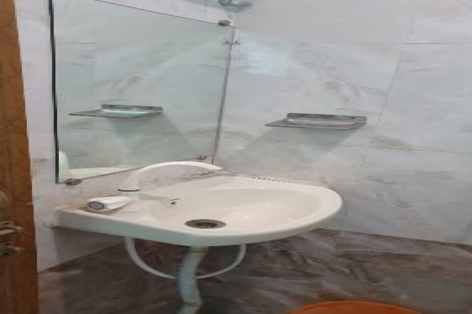 OYO 82655 Pratham Palace, MP Nagar Bhopal, Bhopal