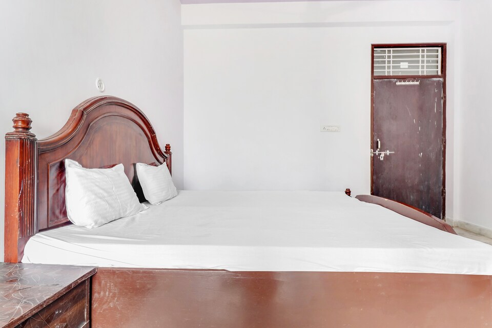 Hotel O Home Sahariya Marriage Garden, Mehandipur, Mehandipur