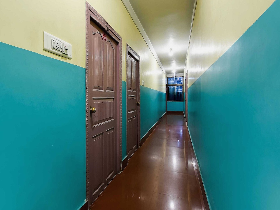 Hotel O Shana, Raghunathganj, Raghunathganj