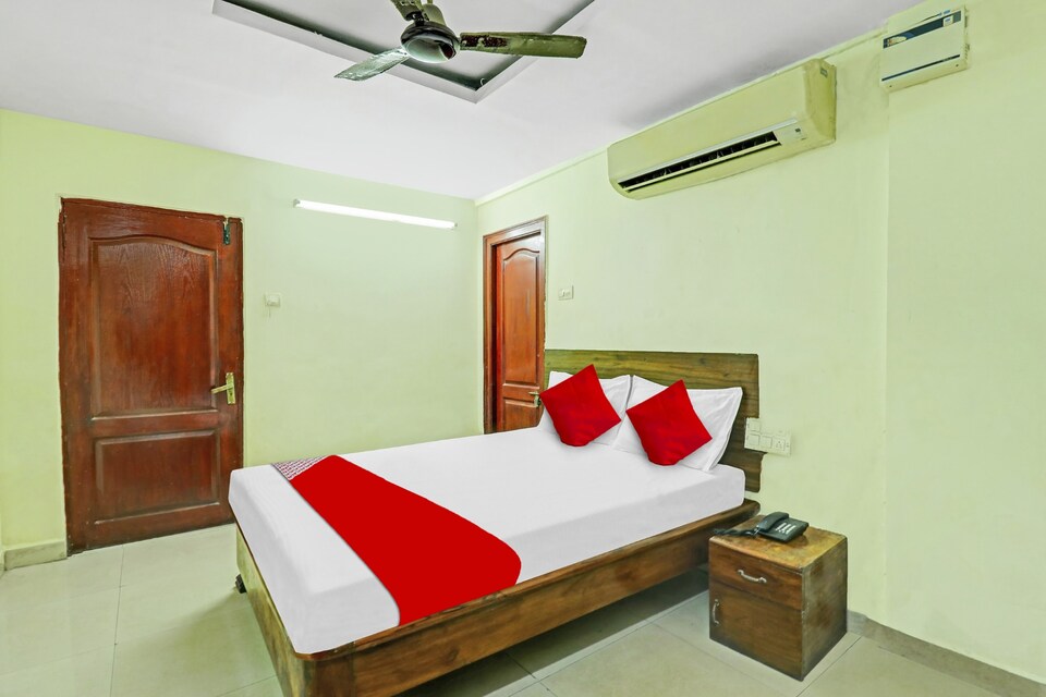 SPOT ON Hotel Supriya, MG Road Vijayawada, Vijayawada