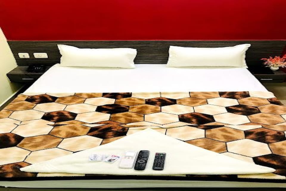 LIVE as LCK2560, Charbagh Lucknow, Lucknow