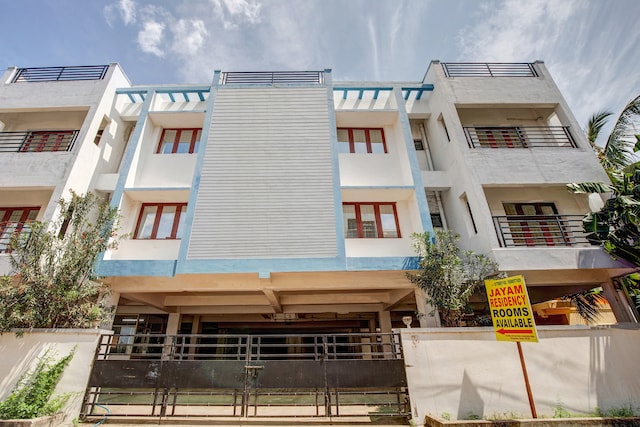 Hotel O Jeyam Residency
