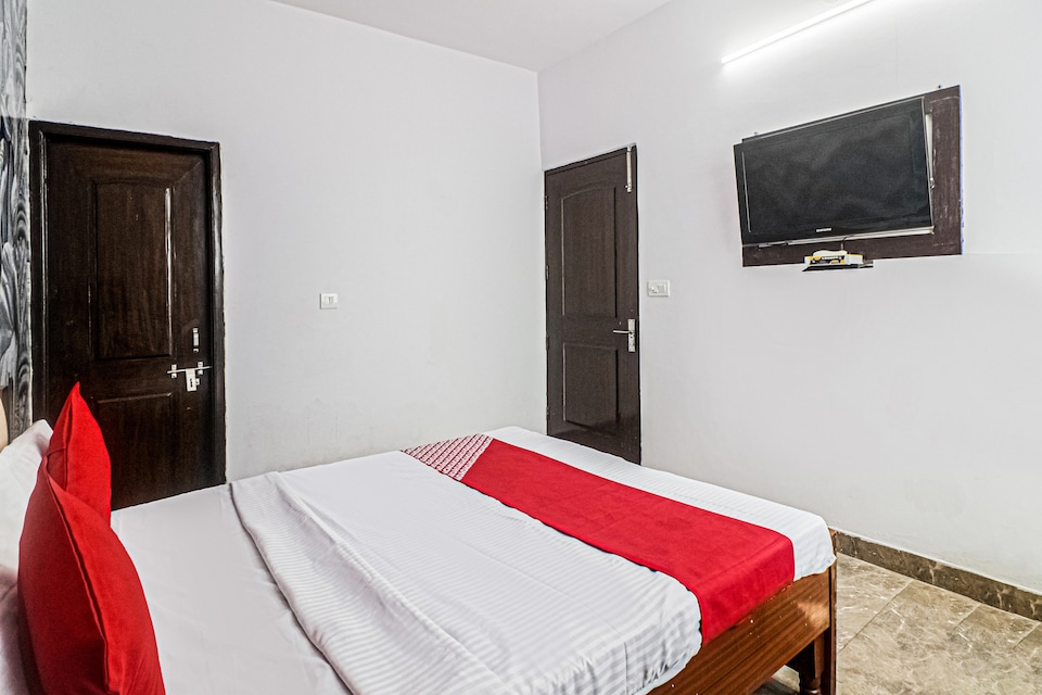 Hotel O Silver Coin Resisdency, Faridabad, Faridabad