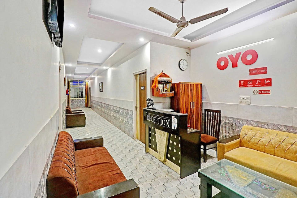 Hotel O One Plus One Residency , Dwarka Delhi, दिल्ली