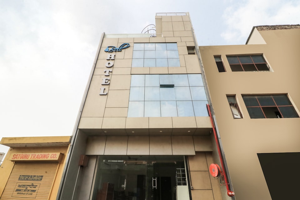 Live with new code-CHA717, Central Chandigarh, Chandigarh