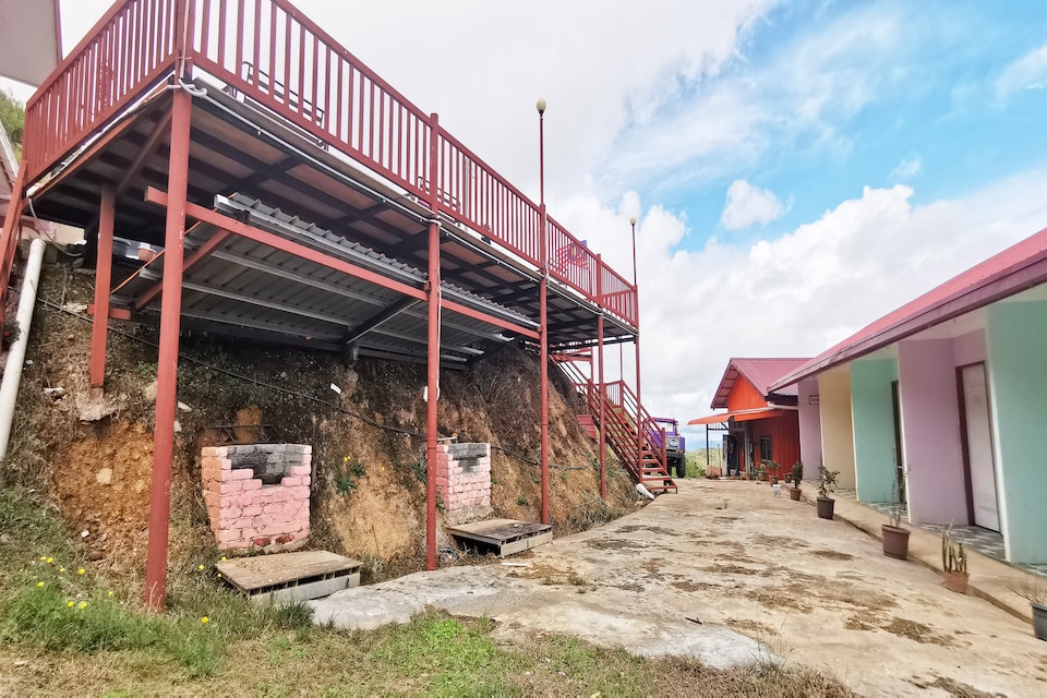 Hotel O Sosodikon Inap Desa, Ranau, Ranau