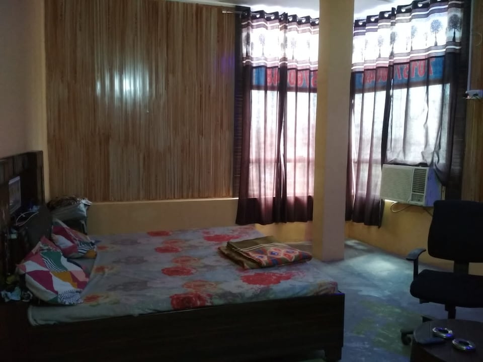 SPOT ON Stacy guest house, Jind, Jind