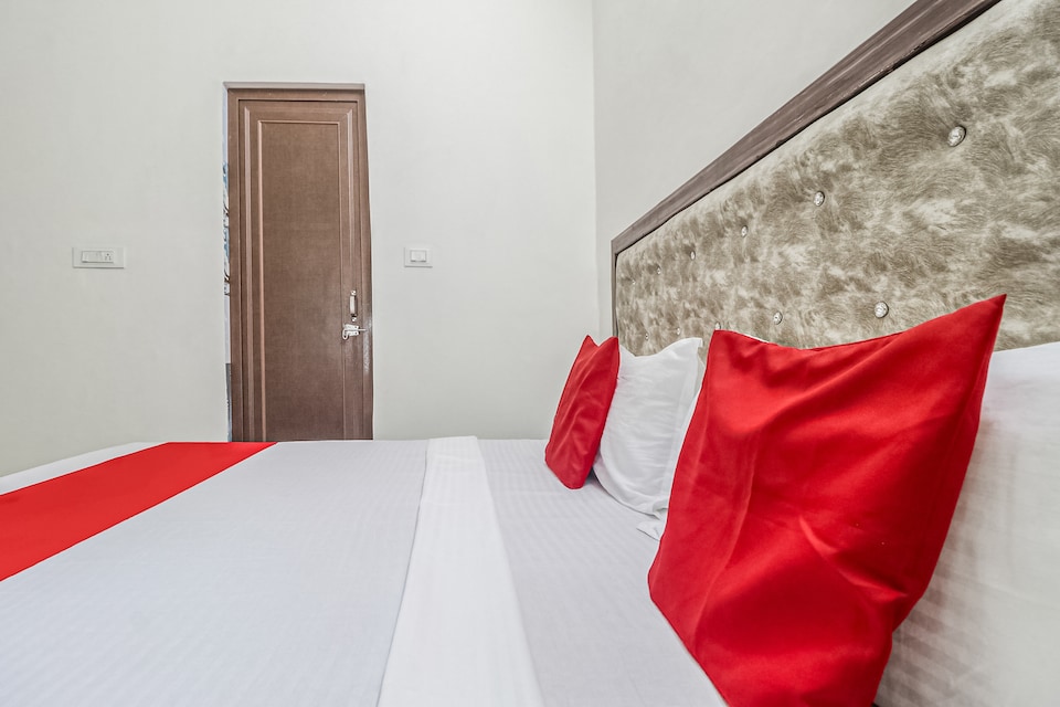 Live on new code-CHA729, Nayagaon Chandigarh, Chandigarh