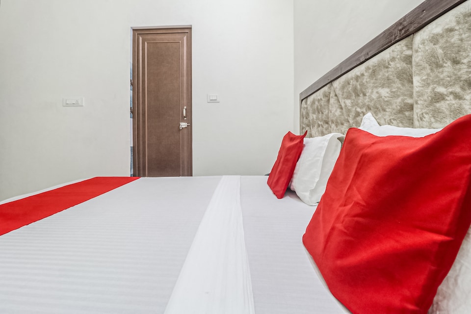 Live on new code-CHA729, Nayagaon Chandigarh, Chandigarh