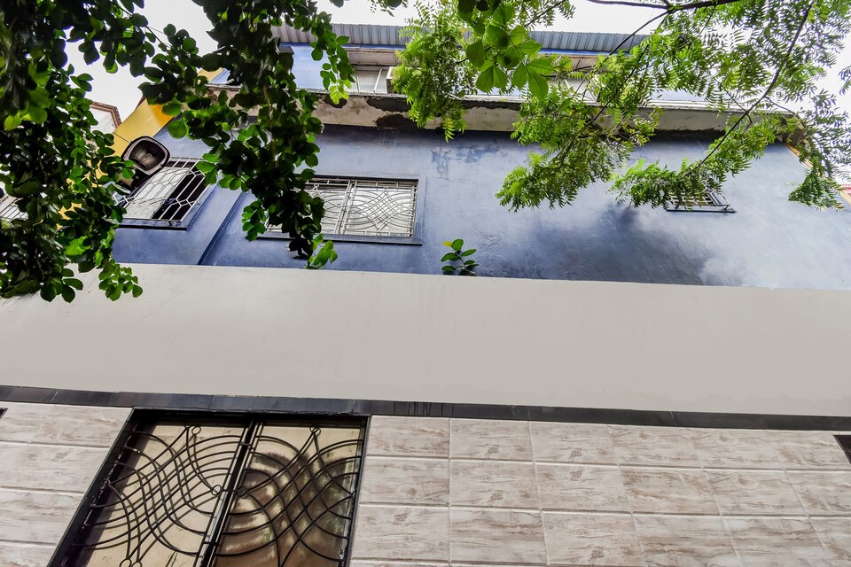 Collection O 82819 Neeranand Regency, Bhawanipore Kolkata, Kolkata