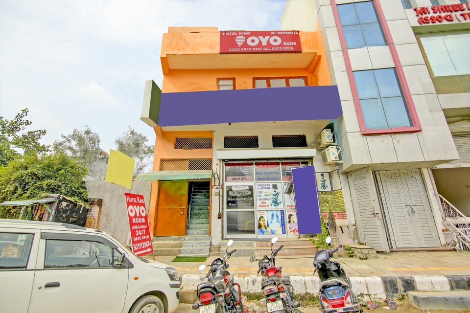 Collection O 82822 Hotel King Guest House, Anand Vihar Delhi, Delhi