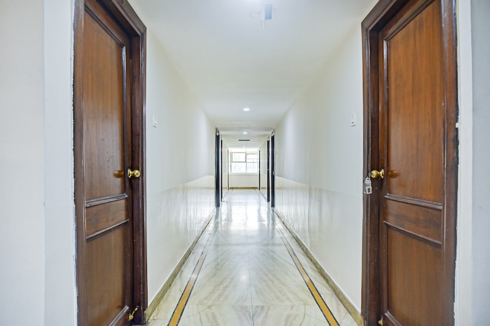 OYO 82850 Hotel Vishnu Palace, New Market Bhopal, Bhopal