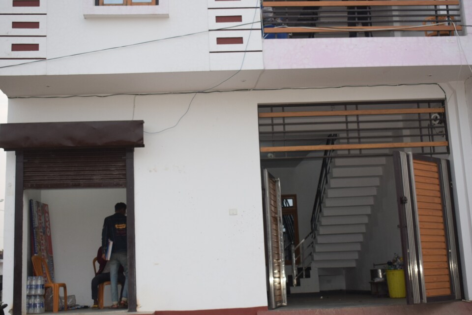 SPOT ON 82886 Hotel New Golden Night, Aliganj Lucknow, Lucknow