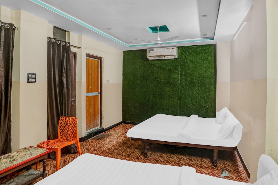 Hotel O Shree Nath Kathiyawadi Restaurant Hiran Magri, Goverdhan Sagar, Udaipur