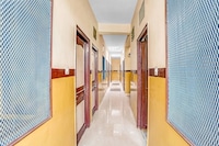 Hotel O Shree Nath Kathiyawadi Restaurant