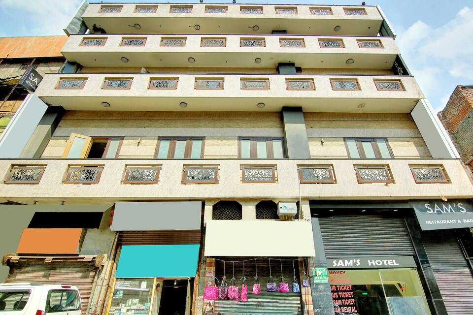 Collection O 82939 Hotel Sam, Karol Bagh Delhi, Delhi
