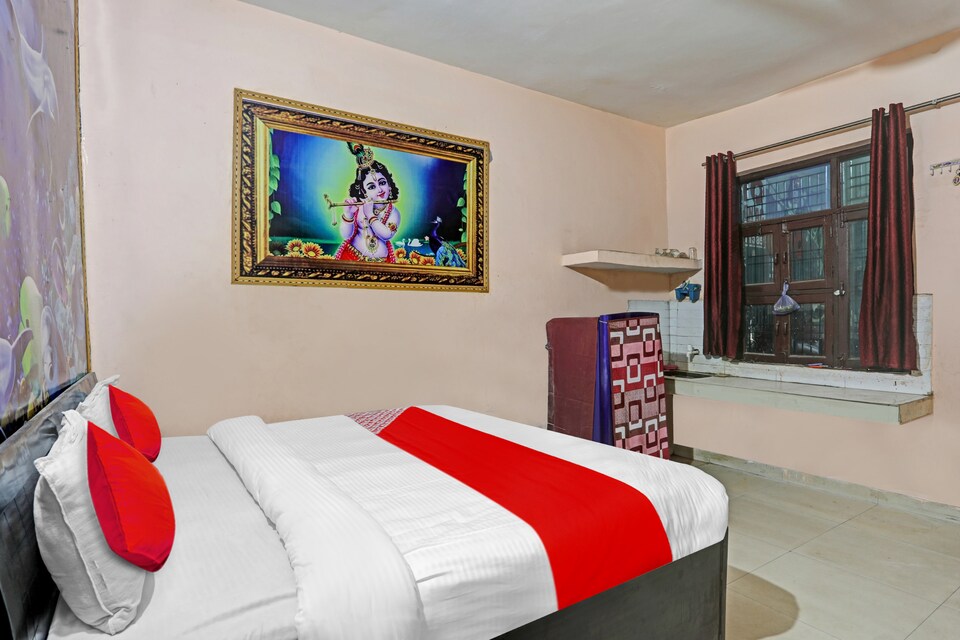 Hotel O Umang Plaza , Greater Noida, Noida