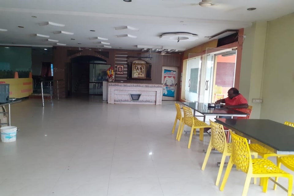 POP 82991 Apple Hotel, Tenali, Tenali