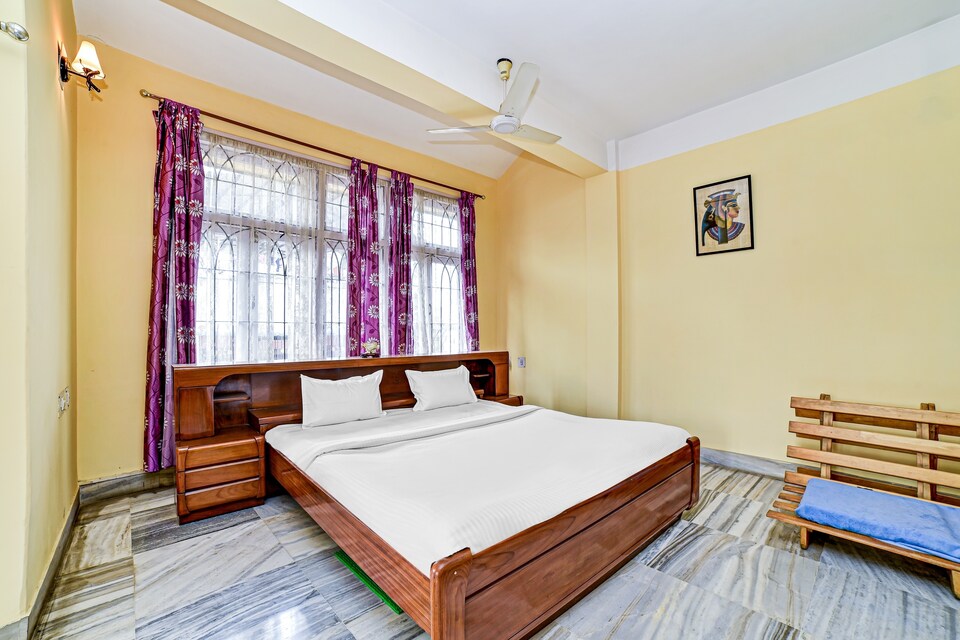 OYO Flagship  83001 Royal Highlanders Villa, Uzan Bazar Guwahati, Guwahati