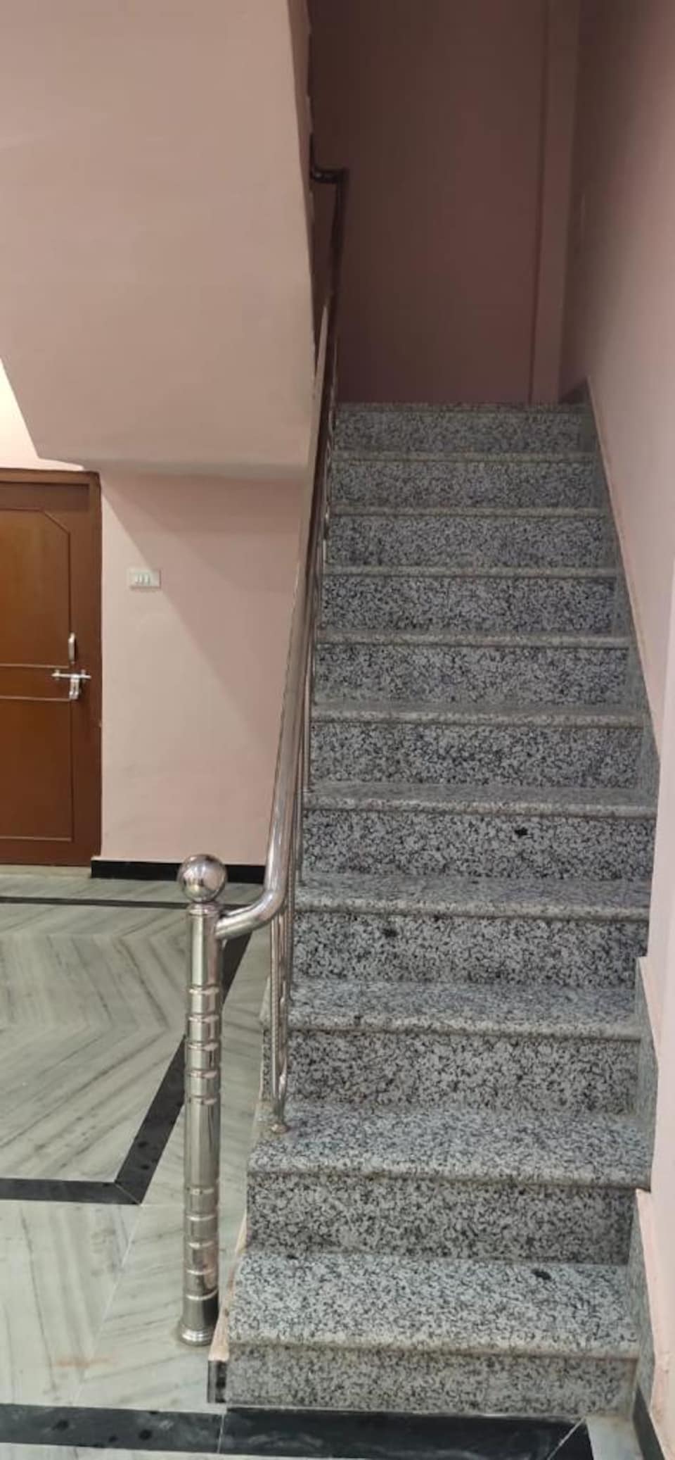OYO Hotel Lord Shiva, Godowlia, Varanasi