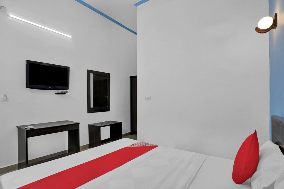 OYO Flagship 83025 Hotel City Castle, Aligarh, Aligarh