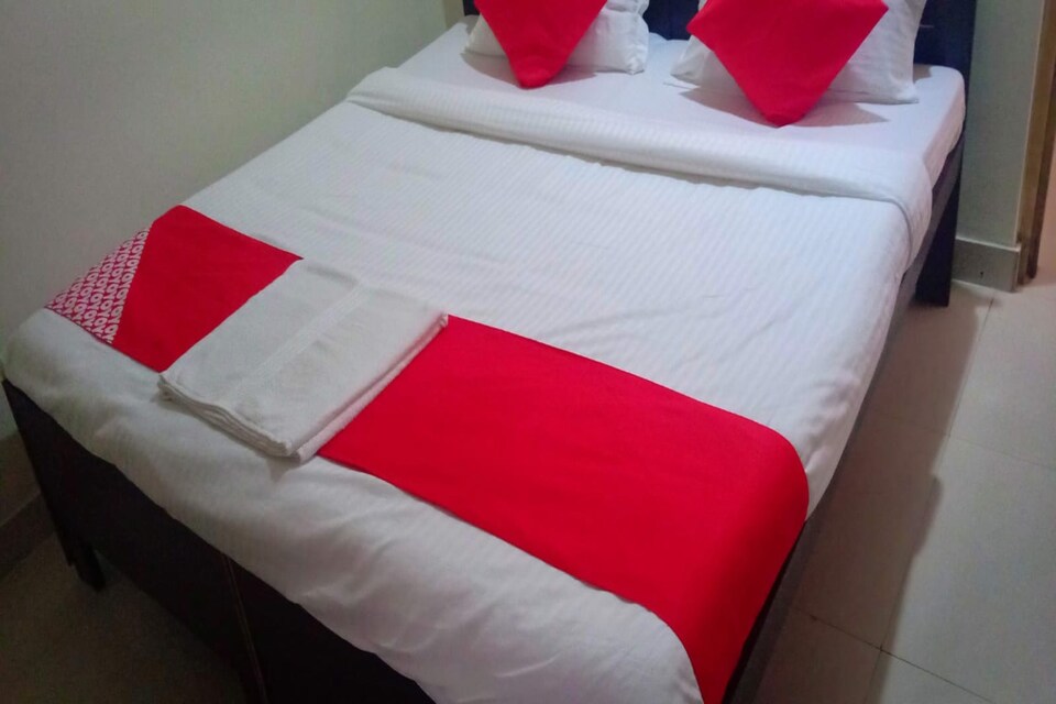 OYO 83028 Hotel Silver Galaxy   , Kanpur Railway Station, Kanpur