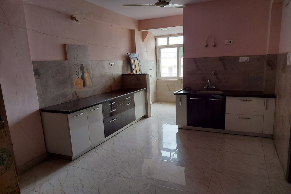 OYO HOME 83038 Raghubala Residency, Kota, Kota