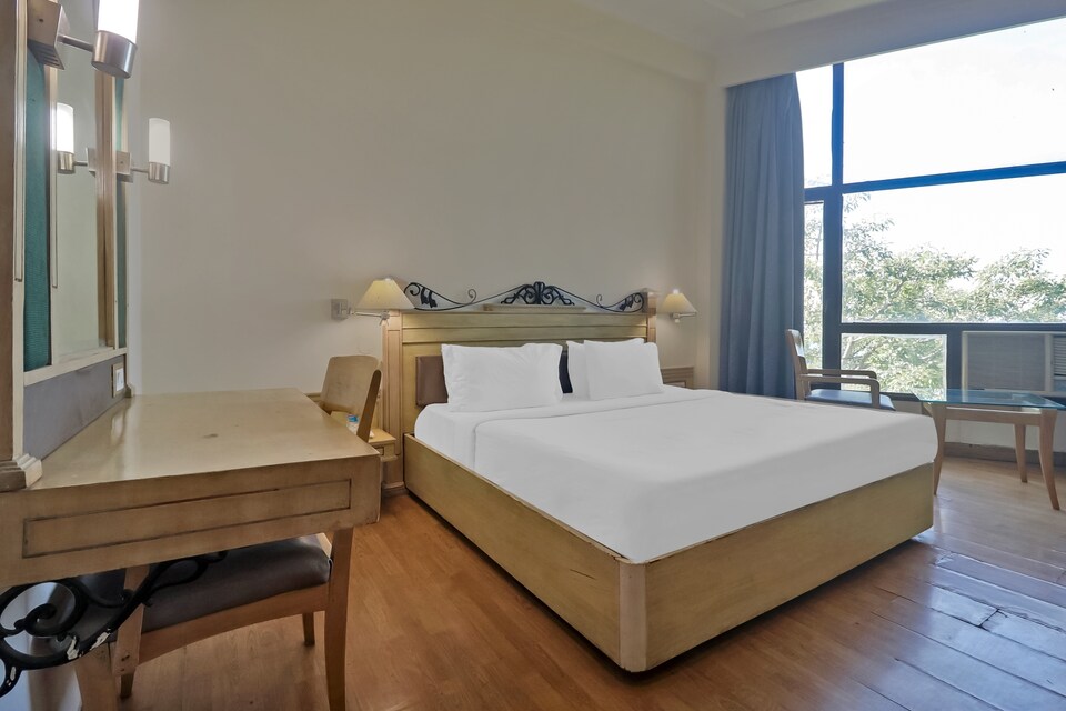 Collection O 83048 Devi Taj, Katra cluster, कटरा