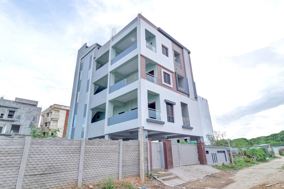 Collection O 83056 Sri Balaji avenue, Madhapur, Hyderabad