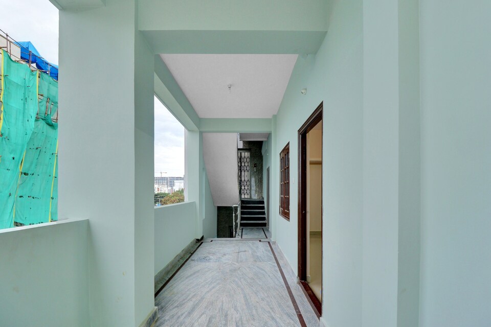 Collection O 83056 Sri Balaji avenue, Madhapur, Hyderabad