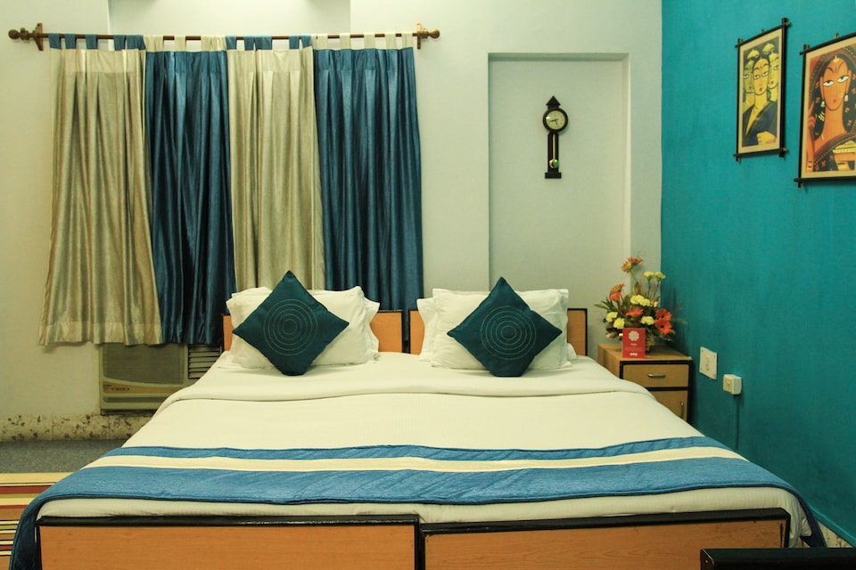 OYO 6885 फीनिक्स, Salt Lake Kolkata, कोलकाता