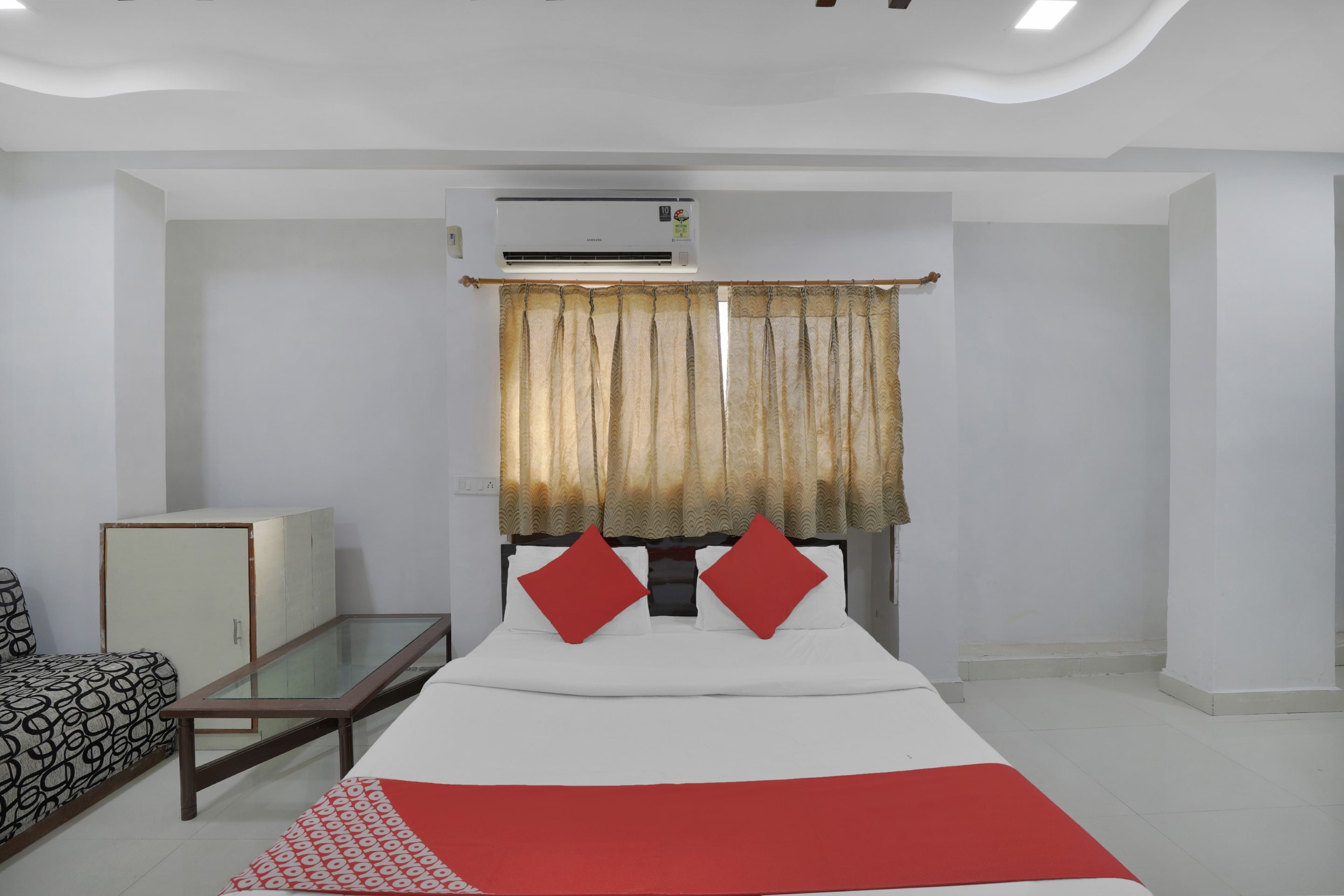 Hotels in Sg Highway, Ahmedabad Starting ₹410 Upto 85 OFF on 45 Sg