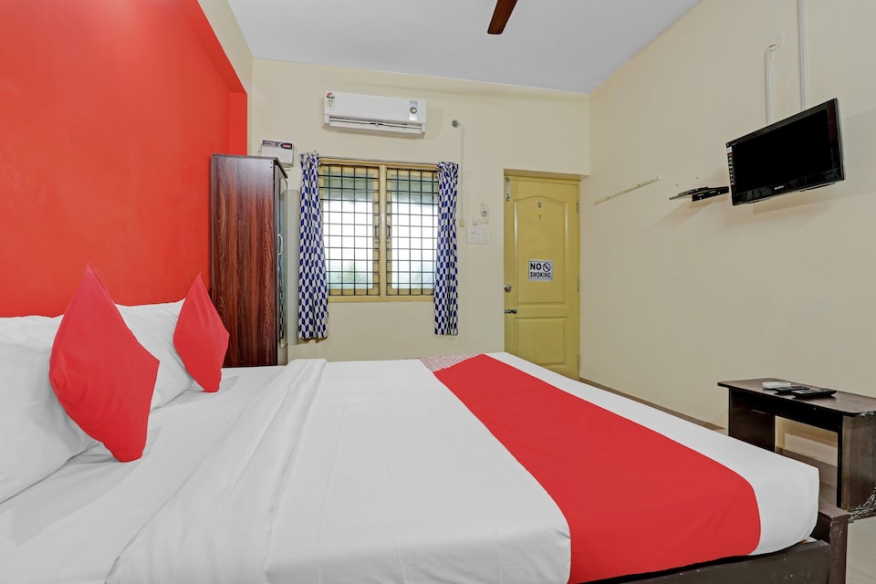 OYO Flagship  83073 Stay Happy, Perungudi, Chennai