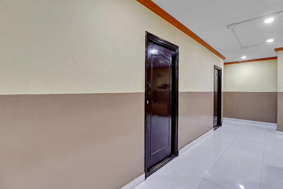 OYO Hotel Aryan Residency, Rajajinagar Bangalore, Bangalore