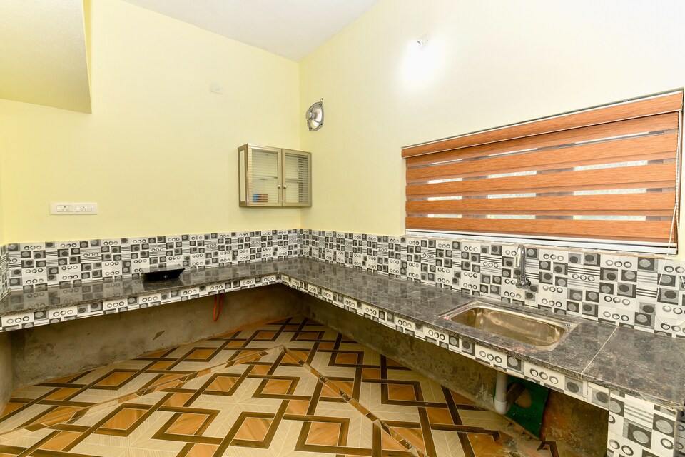 POP HOME 83085 Hill View Galaxy Villa, Kalpetta, Wayanad