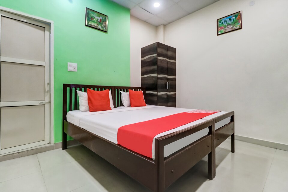 OYO Flagship 83104 Hotel Radheshwari, Phagwara, Phagwara