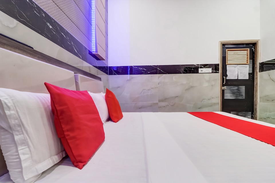 OYO Flagship 83121 Hotel Rose Vip, Saharanpur, Saharanpur